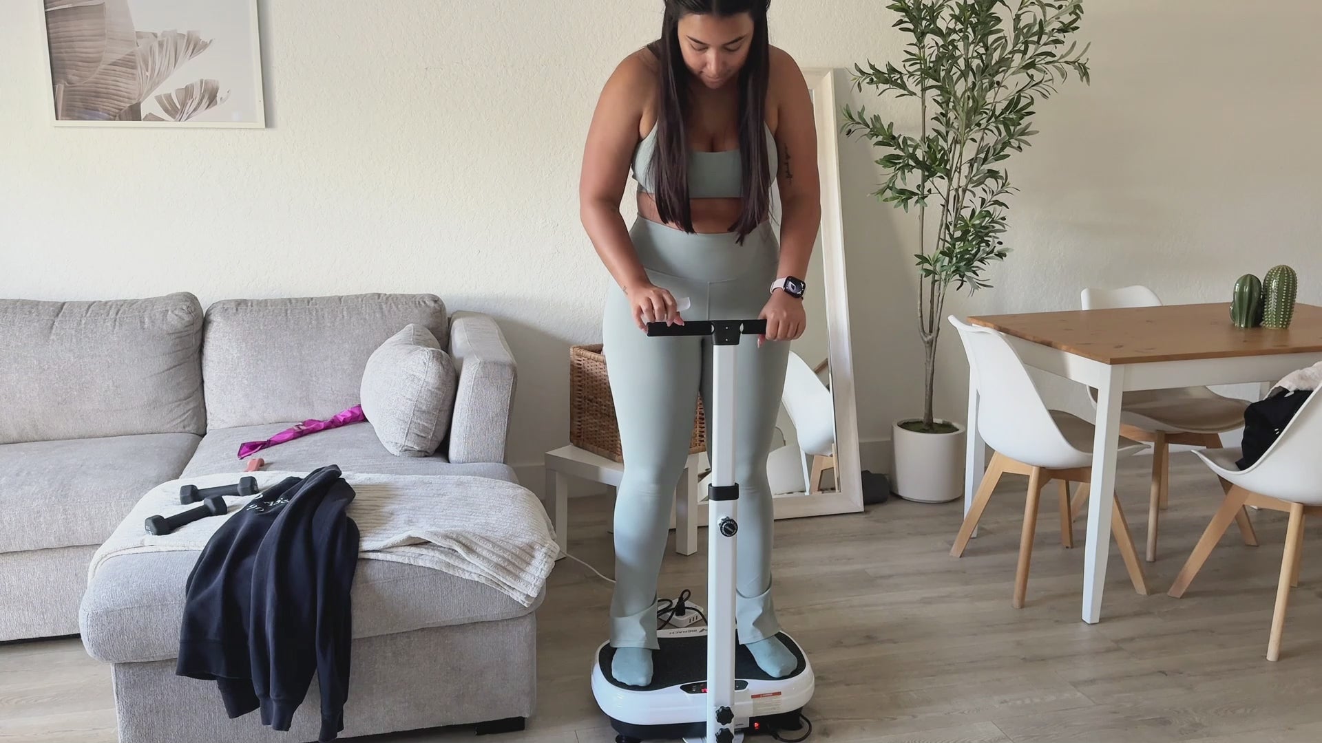 V44 Handrail Standing Vibration Plate